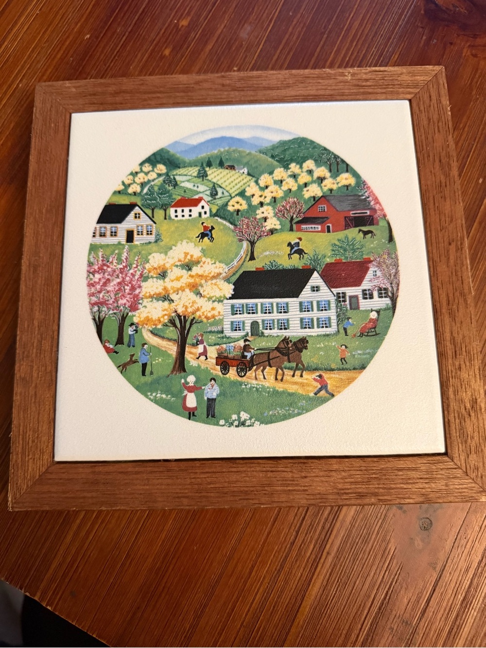 Framed Folk Art Country Scene trivet/wall art tile in a Wood Frame - Multicolori